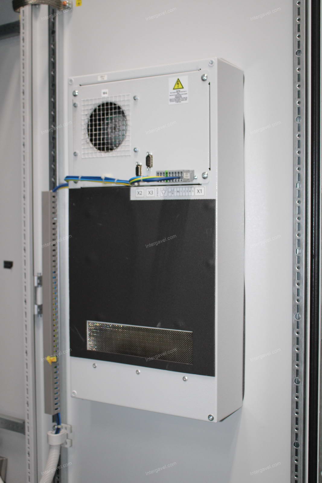 Szerelő állomás (bontott) és villamos szekrény 16