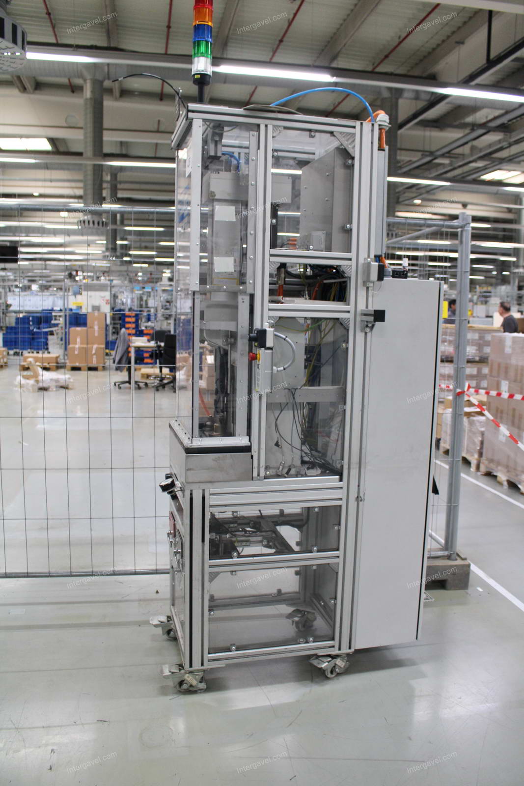 Szerelő munkahely (bontott) 2