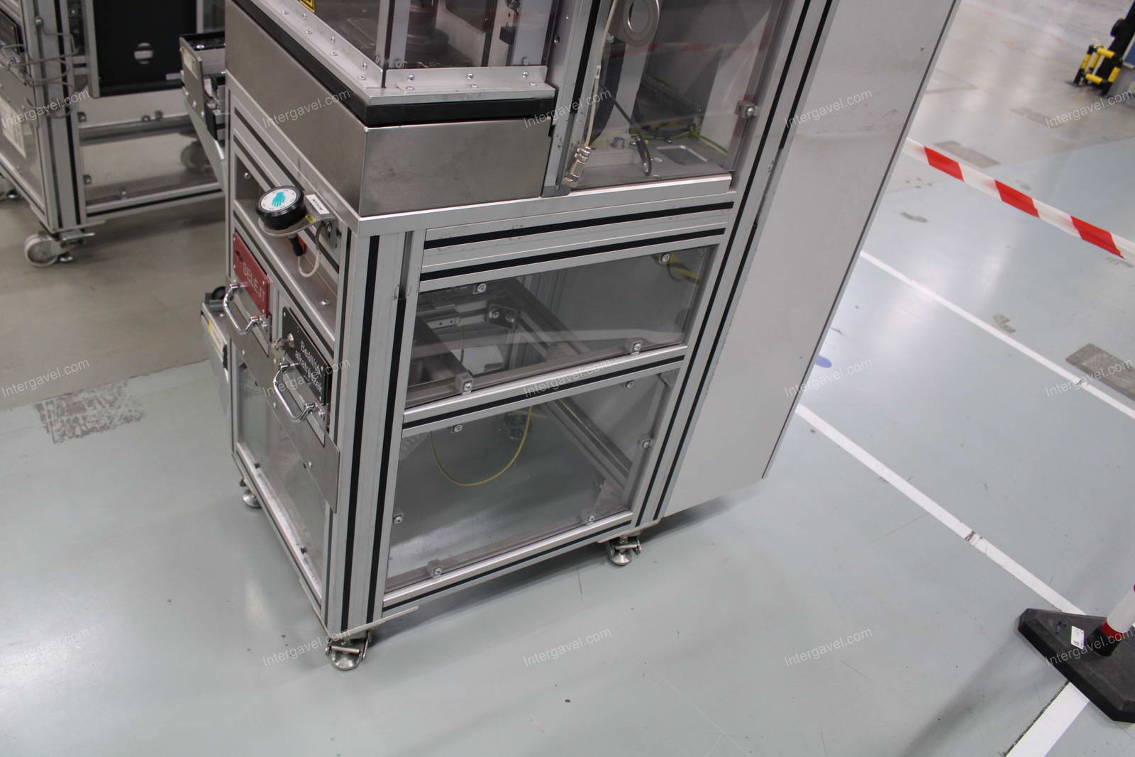 Szerelő munkahely (bontott) 4