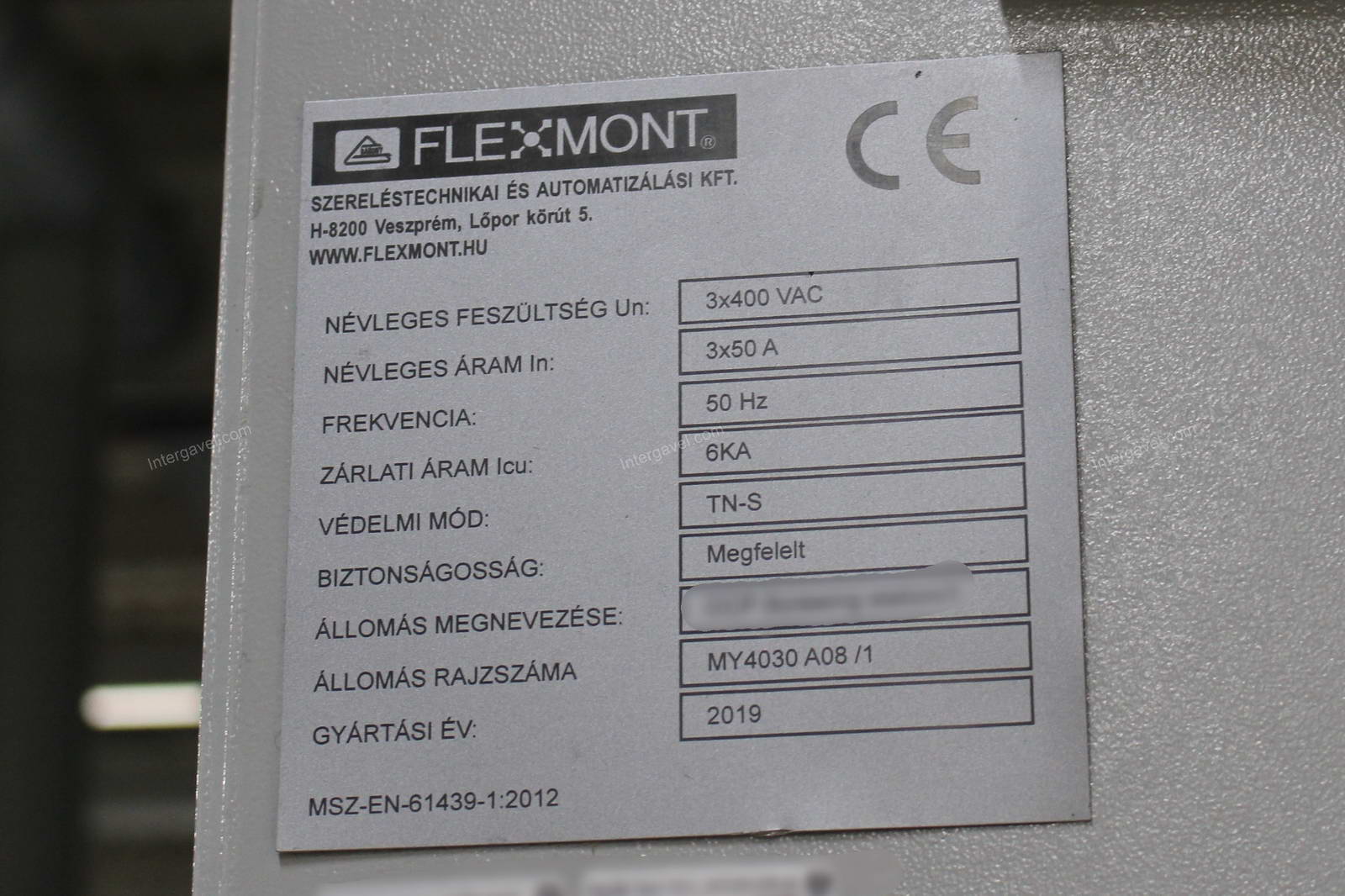 Szerelő munkahely (bontott) és vibrációs adagoló  3