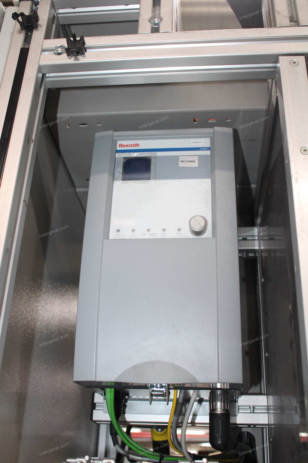 Szerelő munkahely (bontott) és vibrációs adagoló  13