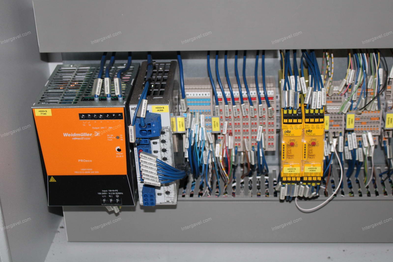 Szerelő munkahely (bontott) 12