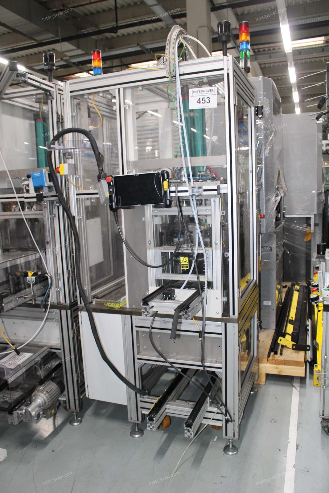 Szerelő munkahely (bontott) 2