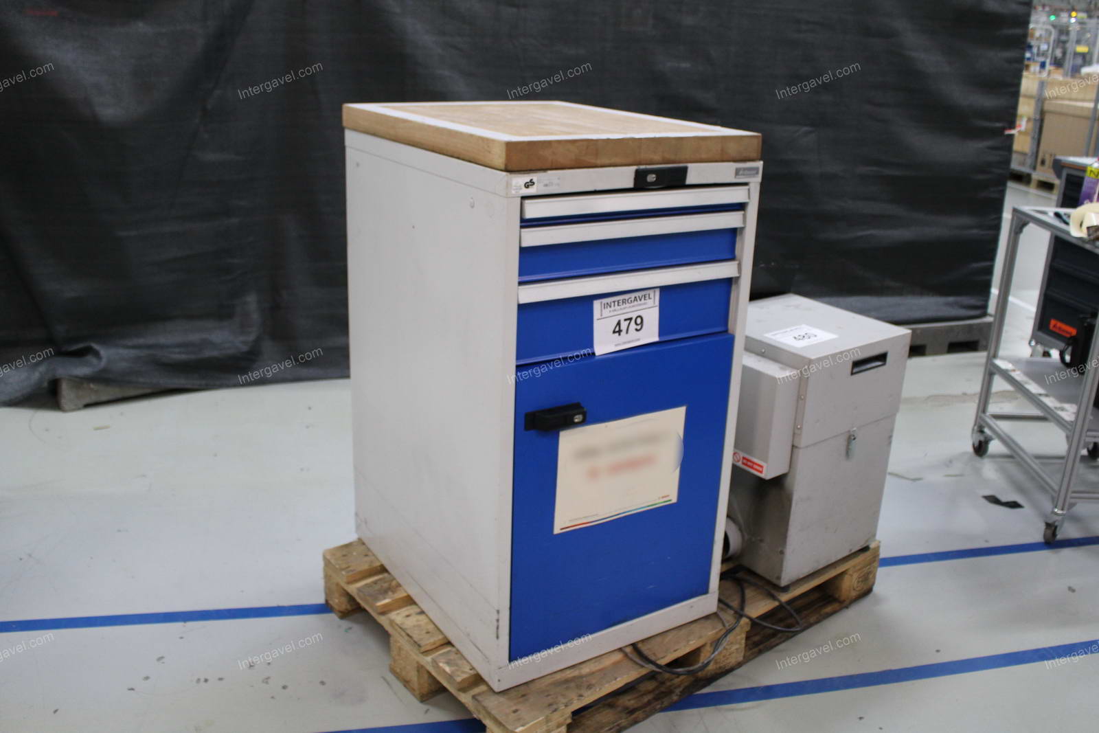 Szerszámos szekrény 1