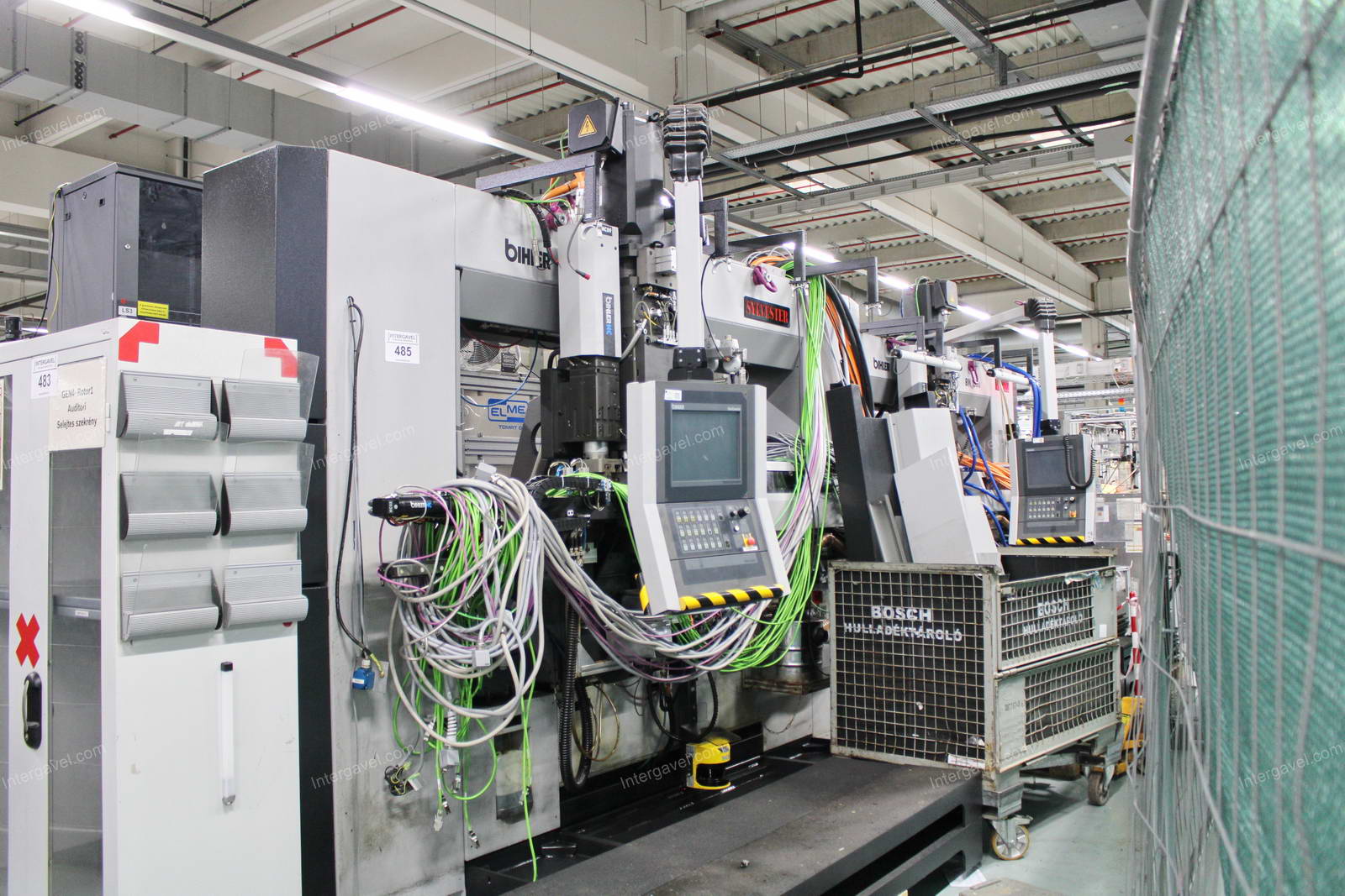 Drót hajlító, lapító és csupaszoló berendezés