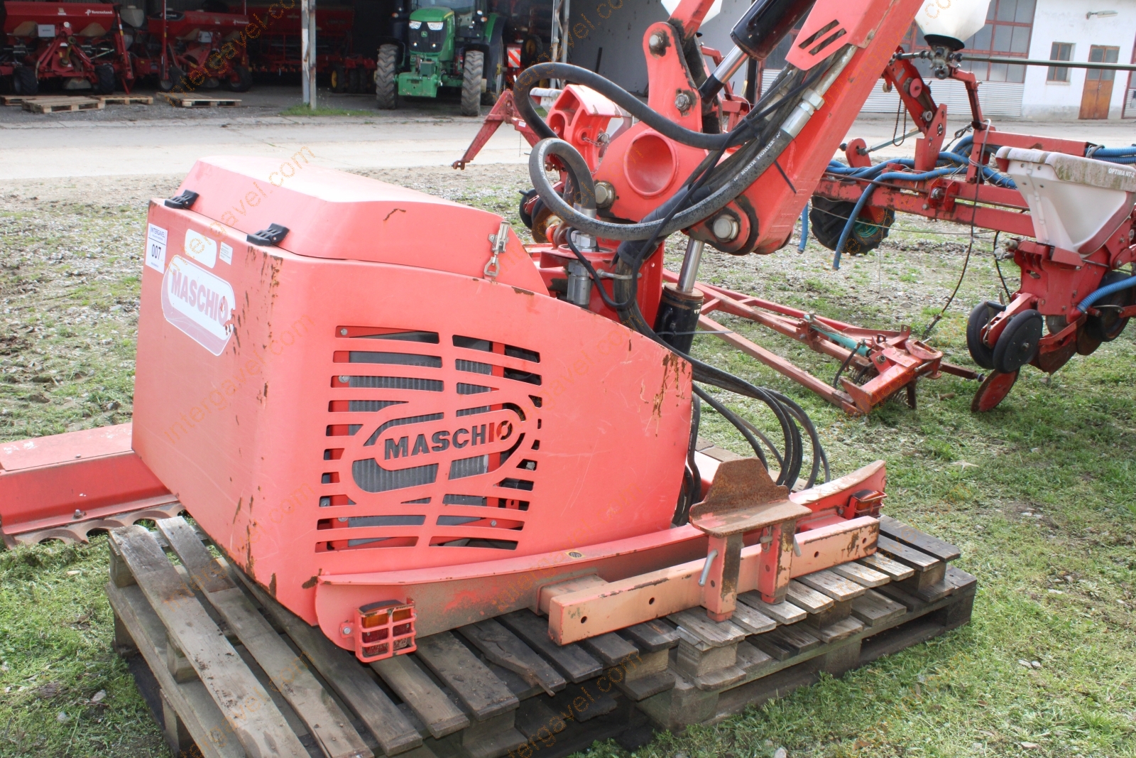 Rézsűkasza - Maschio Gaspardo 9