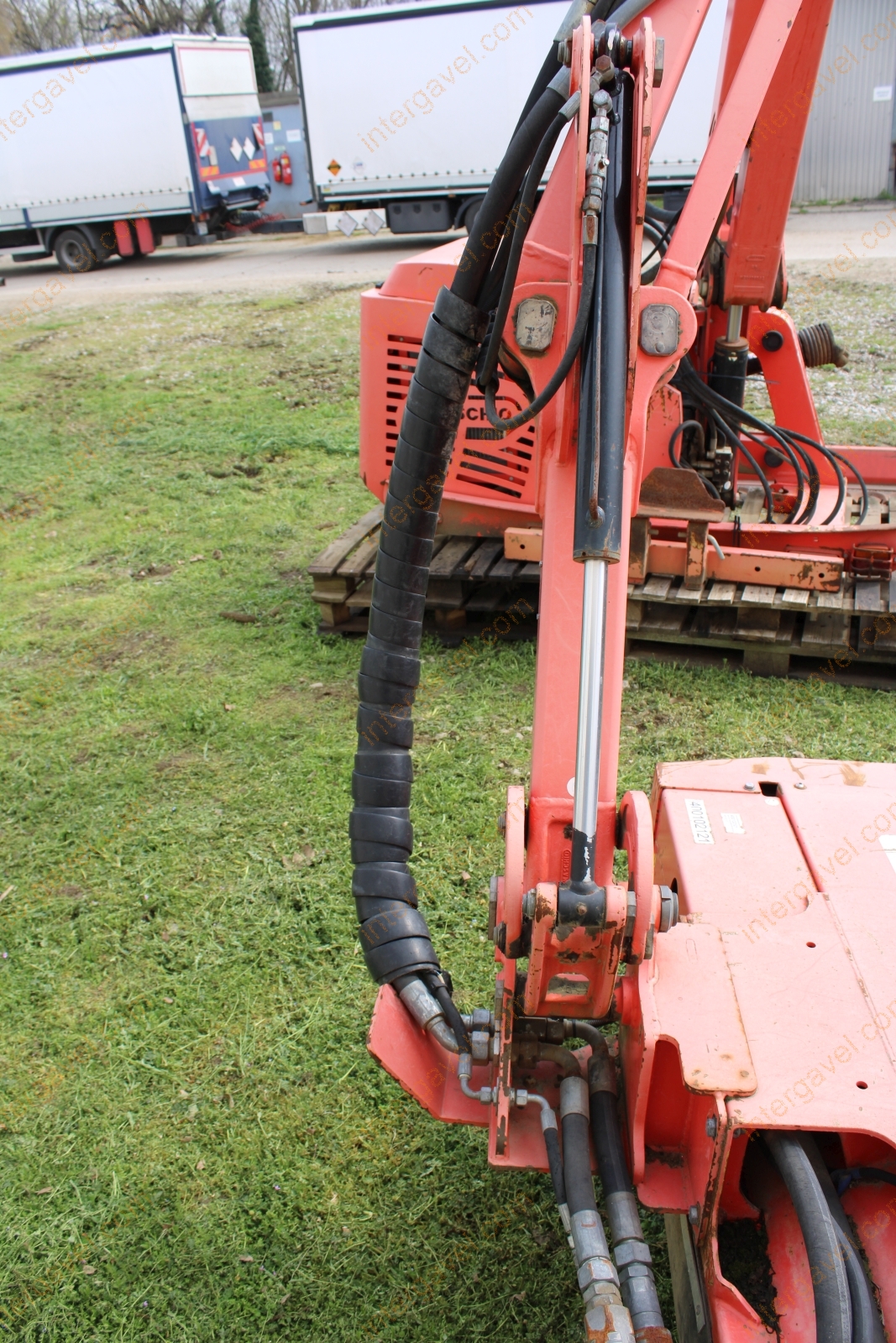 Rézsűkasza - Maschio Gaspardo 30