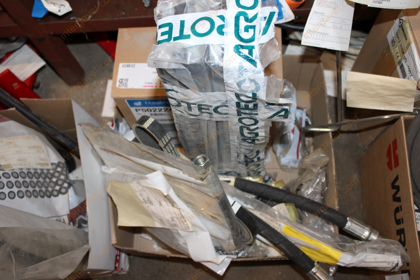 Alkatrész - IH traktor 7