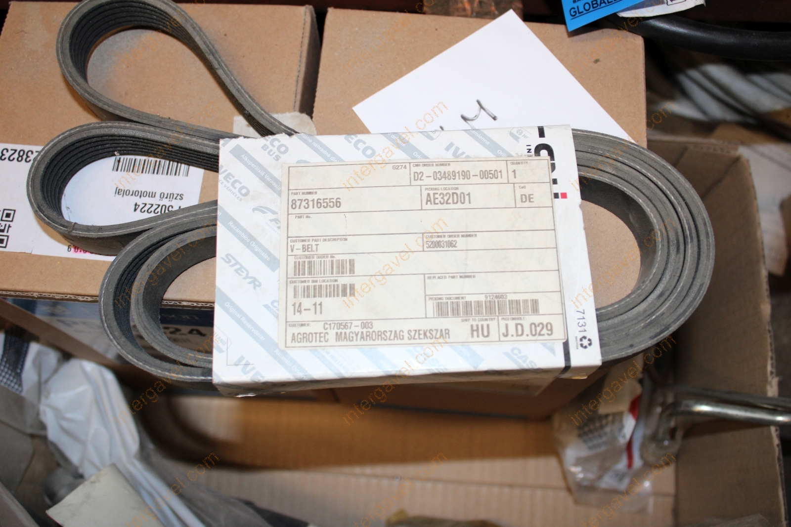 Alkatrész - IH traktor 8