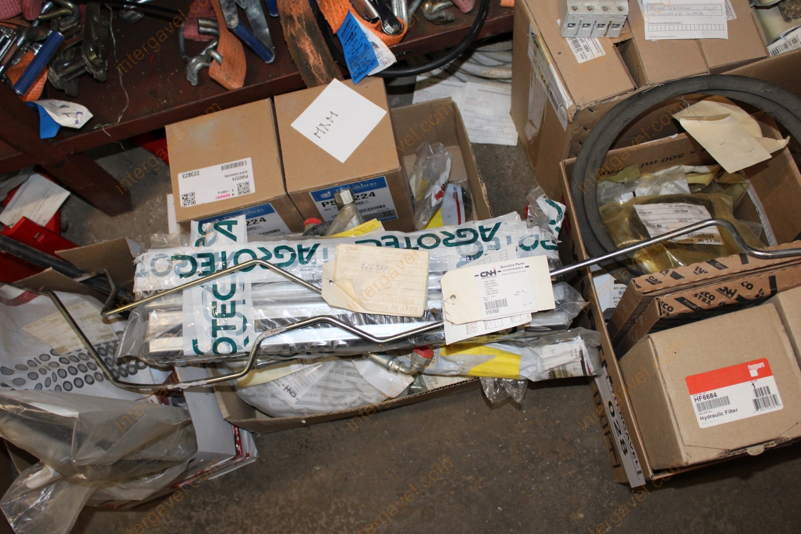 Alkatrész - IH traktor 12