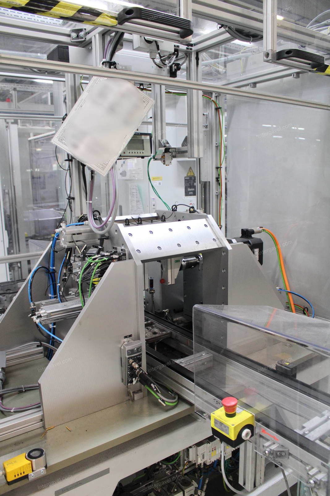 Szerelő munkahely 8