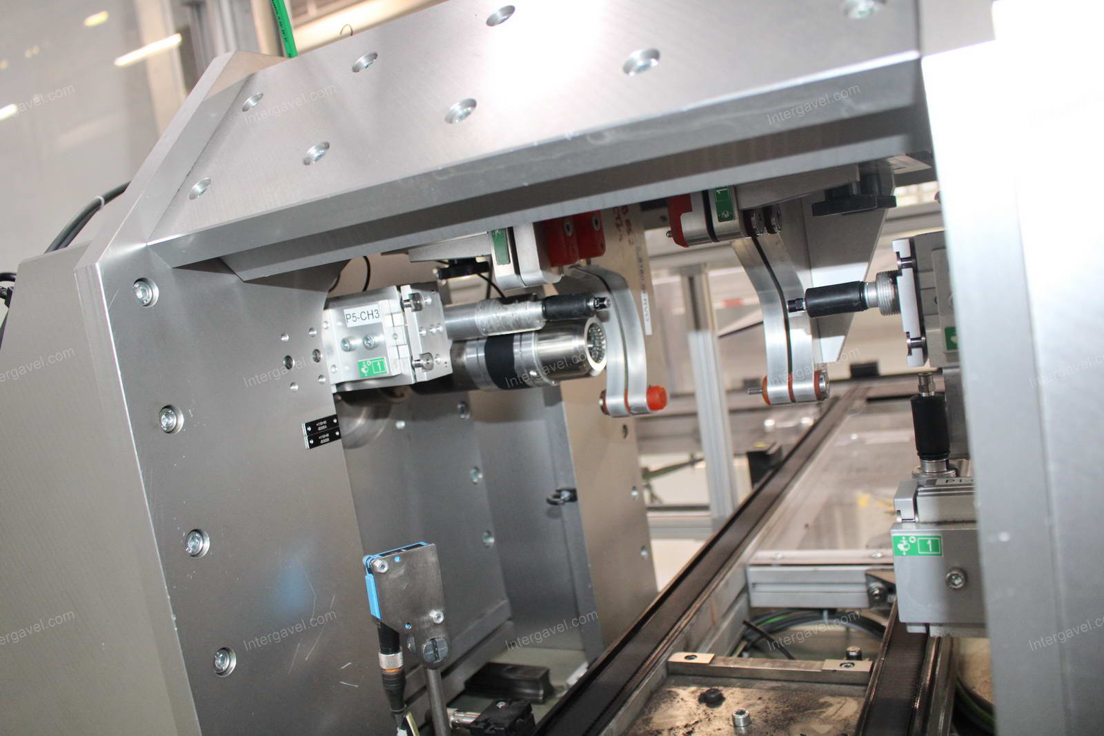 Szerelő munkahely 9