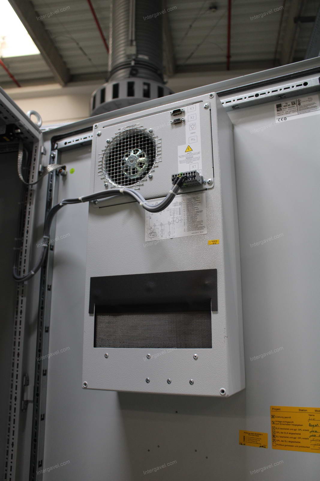 Szerelő munkahely 18