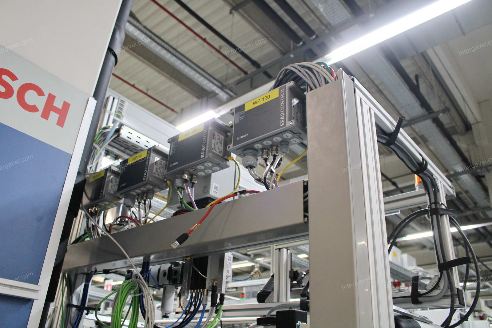 Szerelő munkahely 8