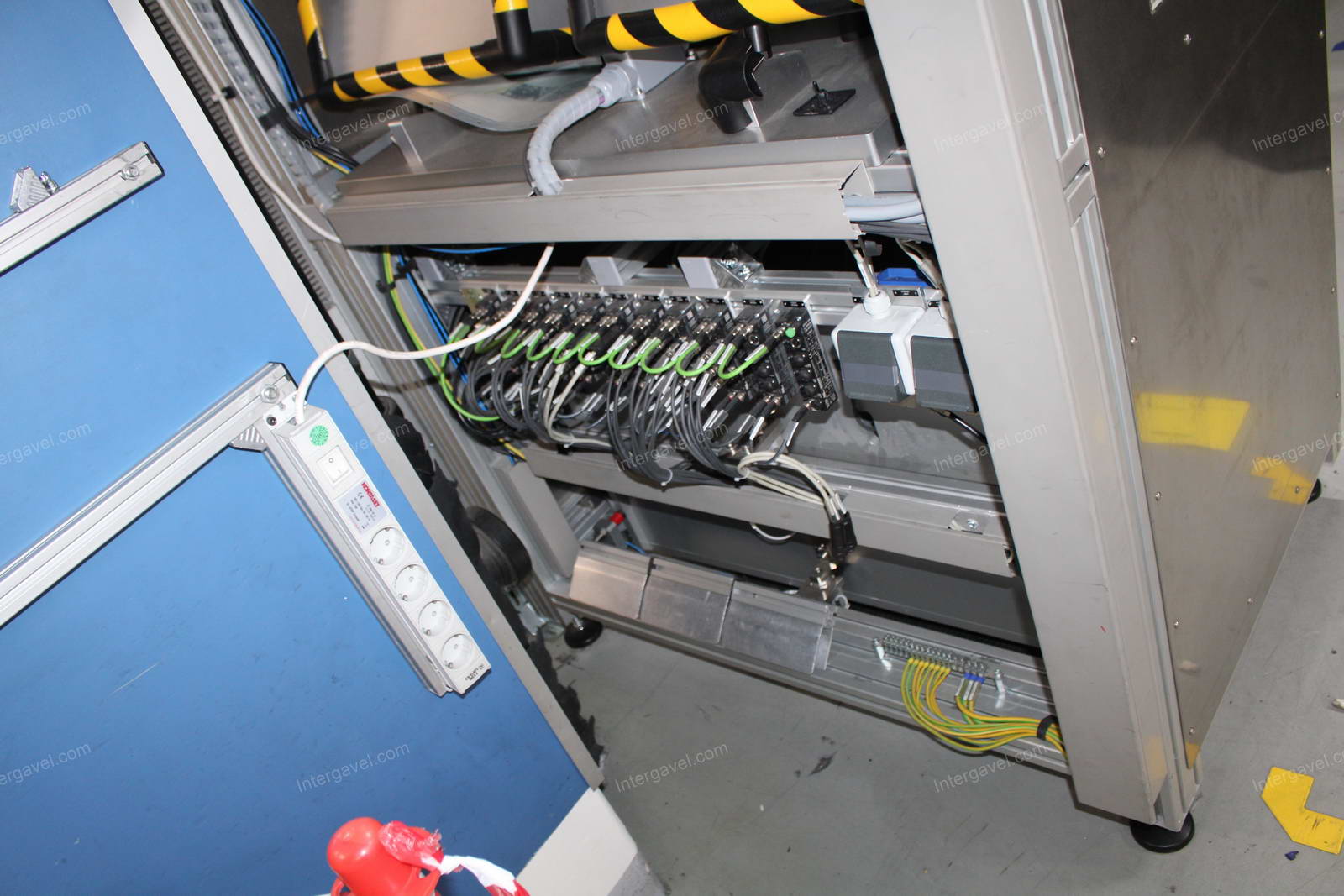 Szerelő munkahely 10