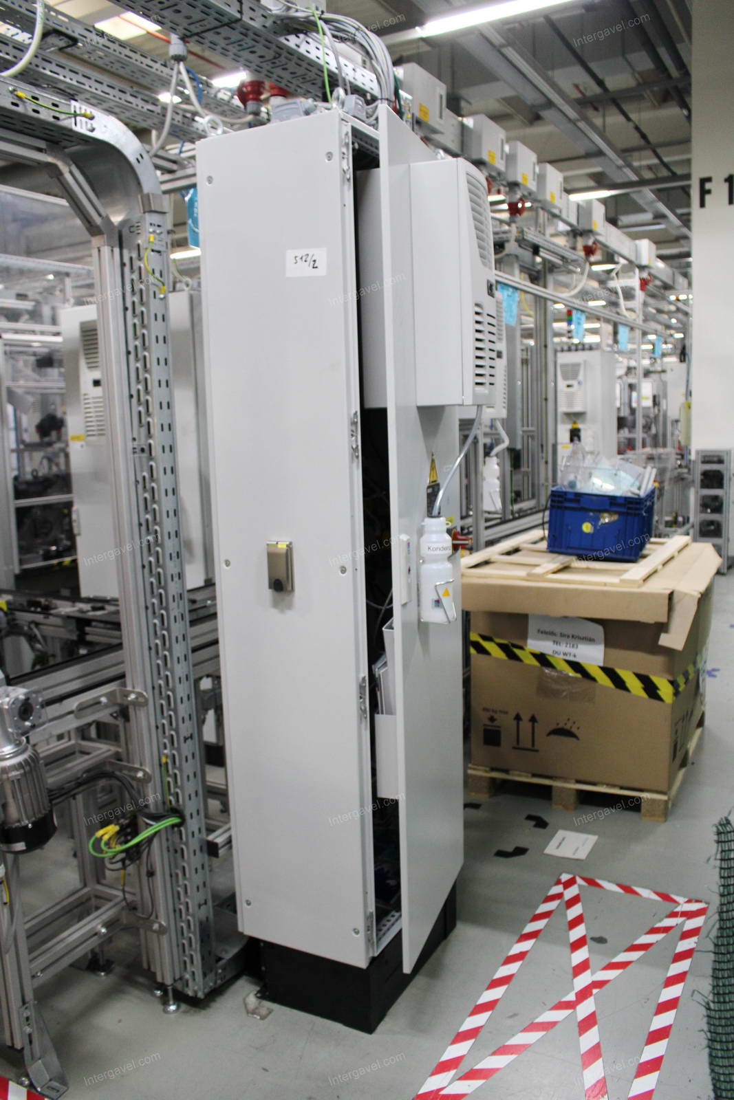 Szerelő munkahely 11