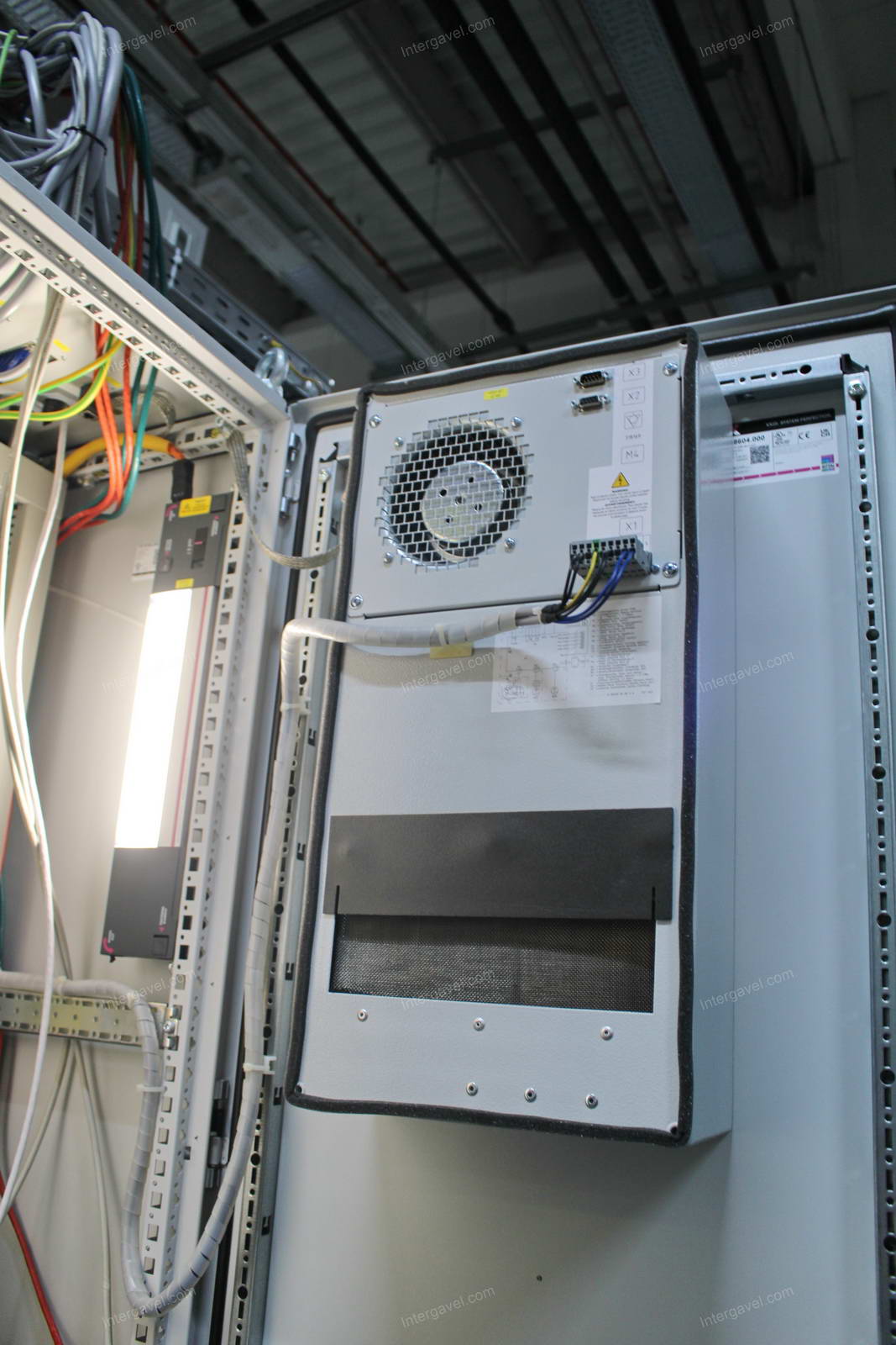 Szerelő munkahely 13