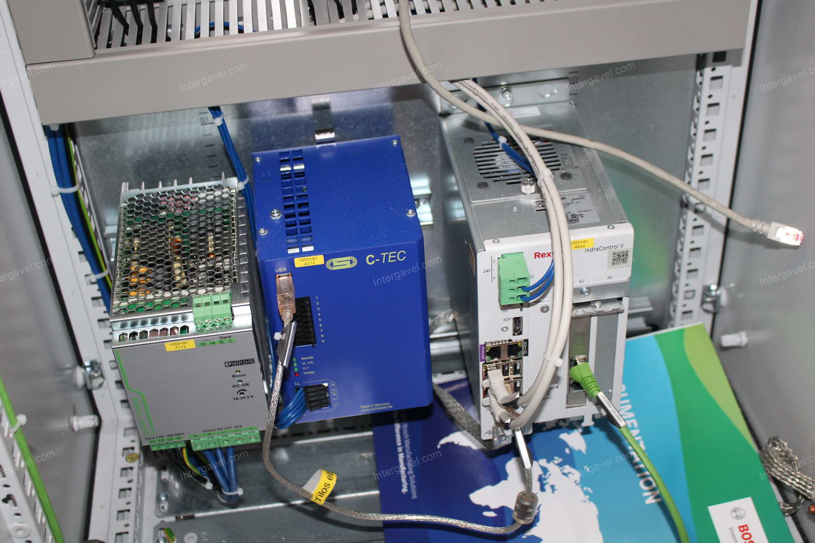 Szerelő munkahely 15