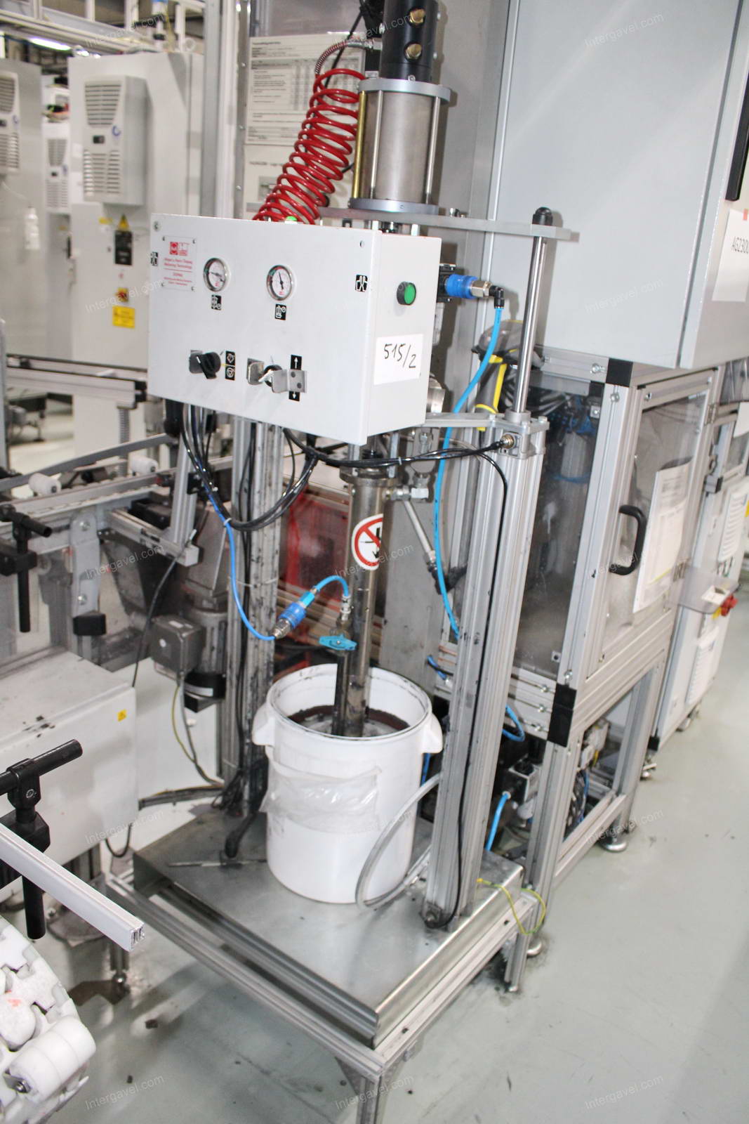 Szerelő munkahely 9