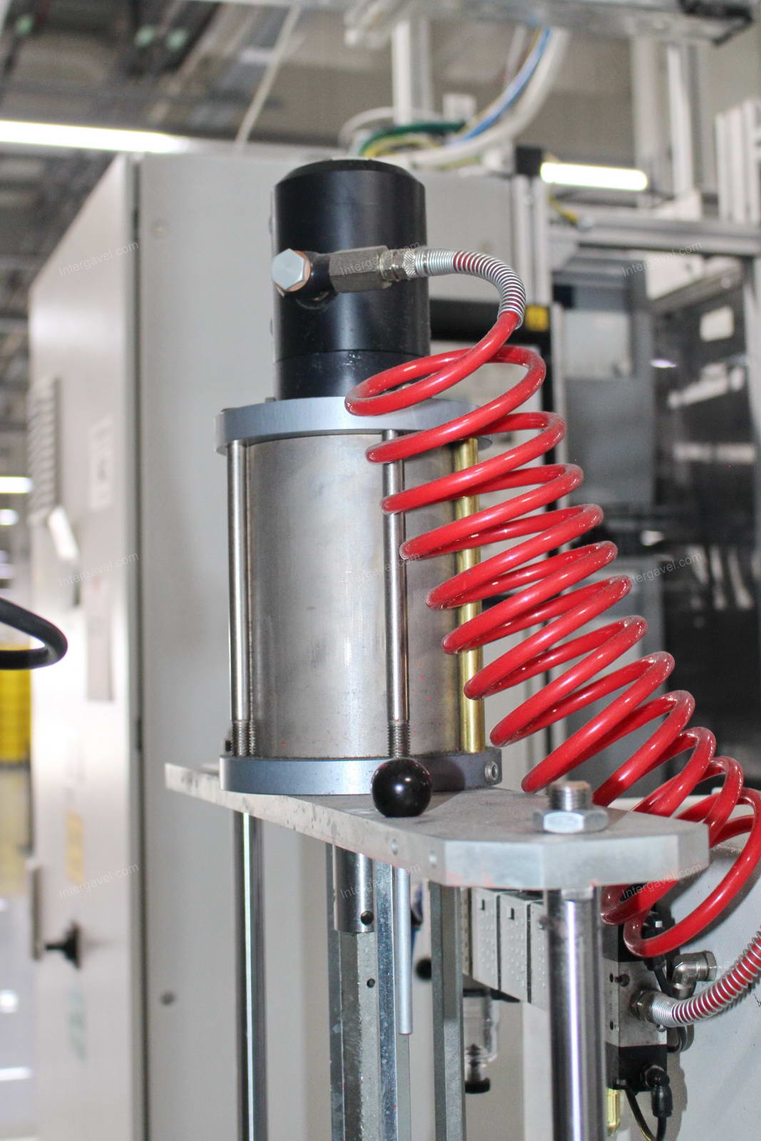 Szerelő munkahely 11