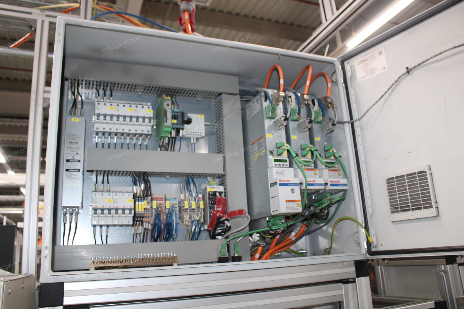 Szerelő munkahely 15