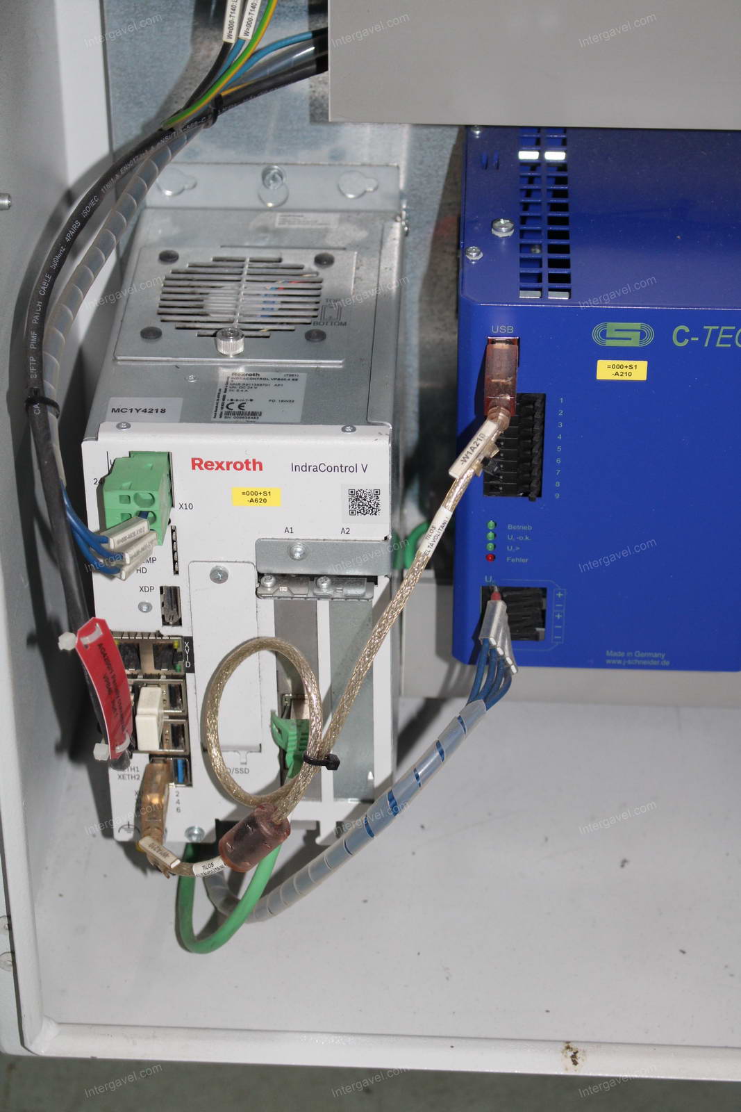 Szerelő munkahely 19