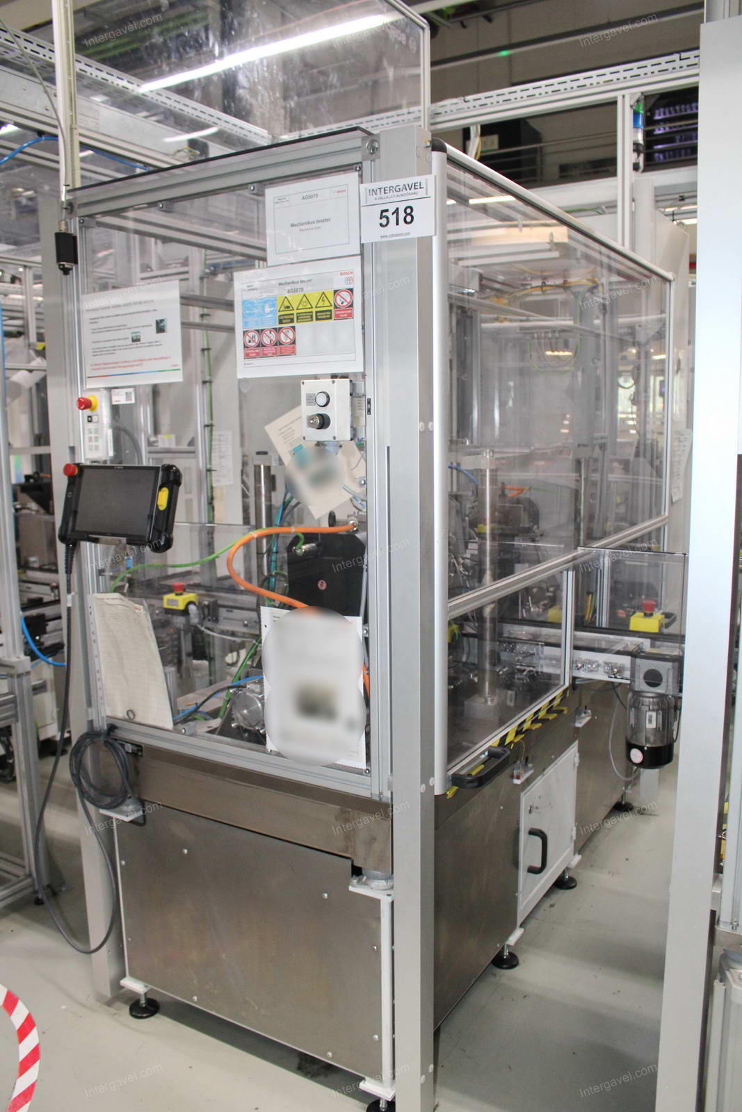 Szerelő munkahely 2