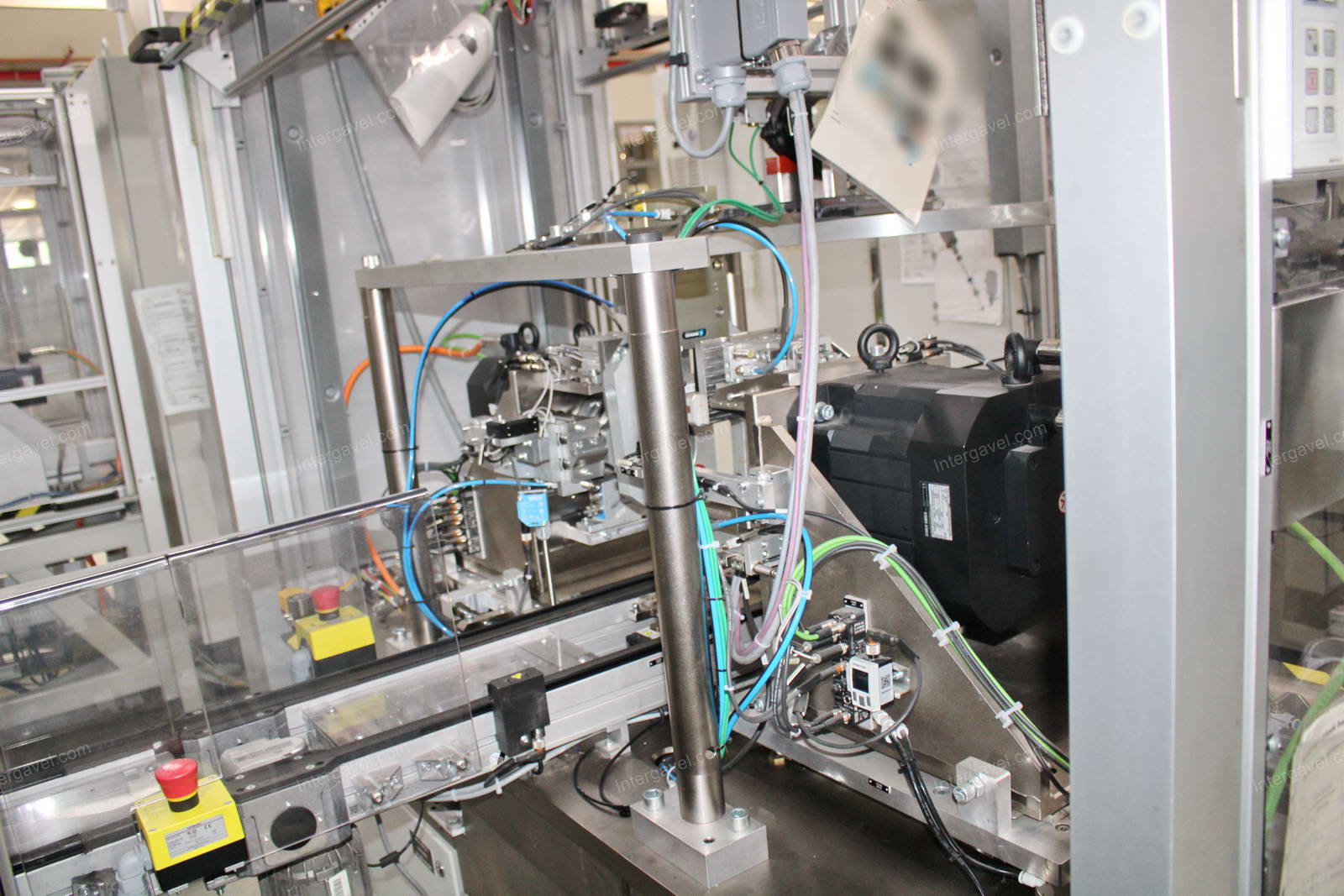 Szerelő munkahely 3