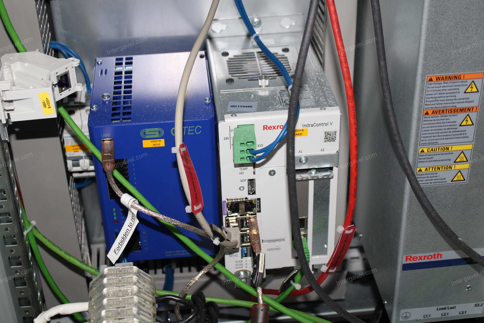 Szerelő munkahely 12