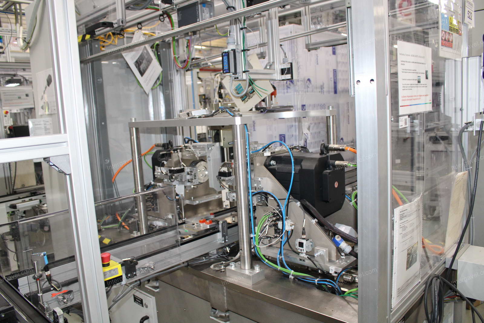 Szerelő munkahely 3