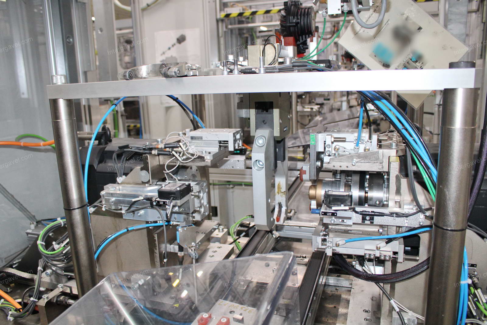 Szerelő munkahely 3