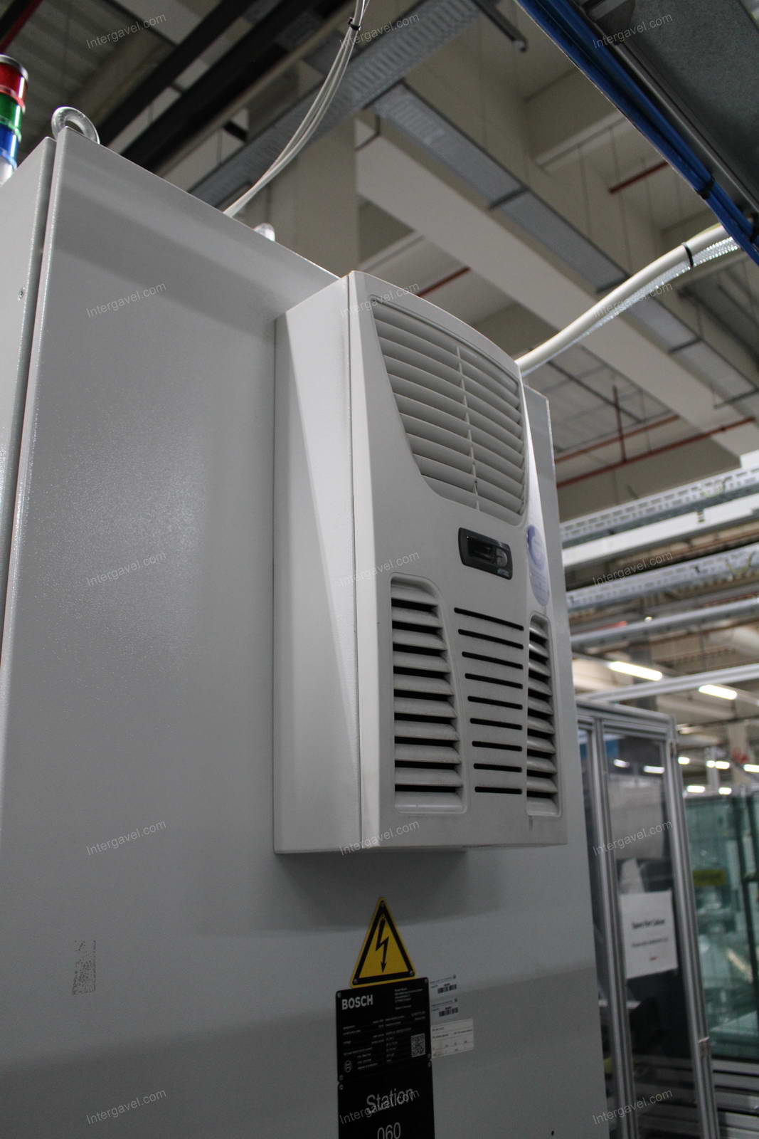 Szerelő munkahely 7