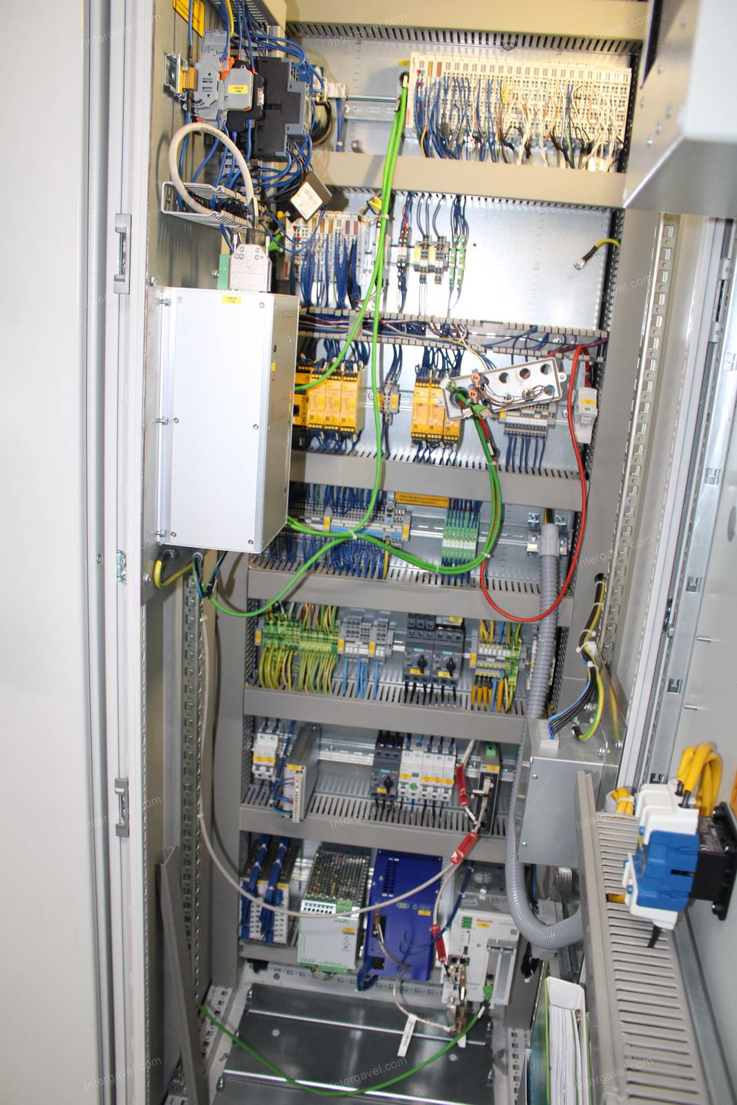 Szerelő munkahely 8