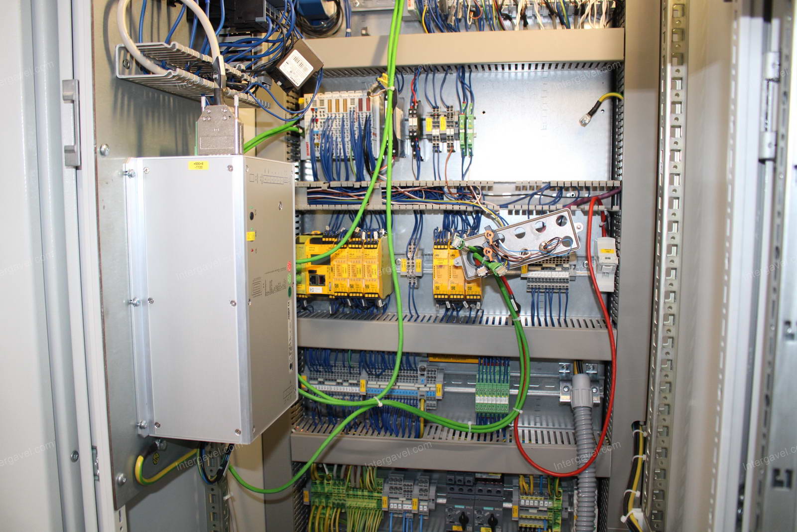 Szerelő munkahely 10