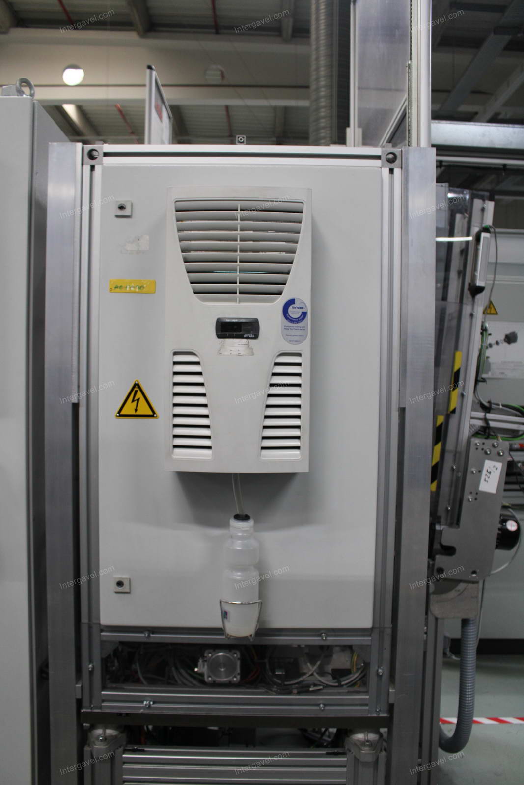 Szerelő munkahely 8