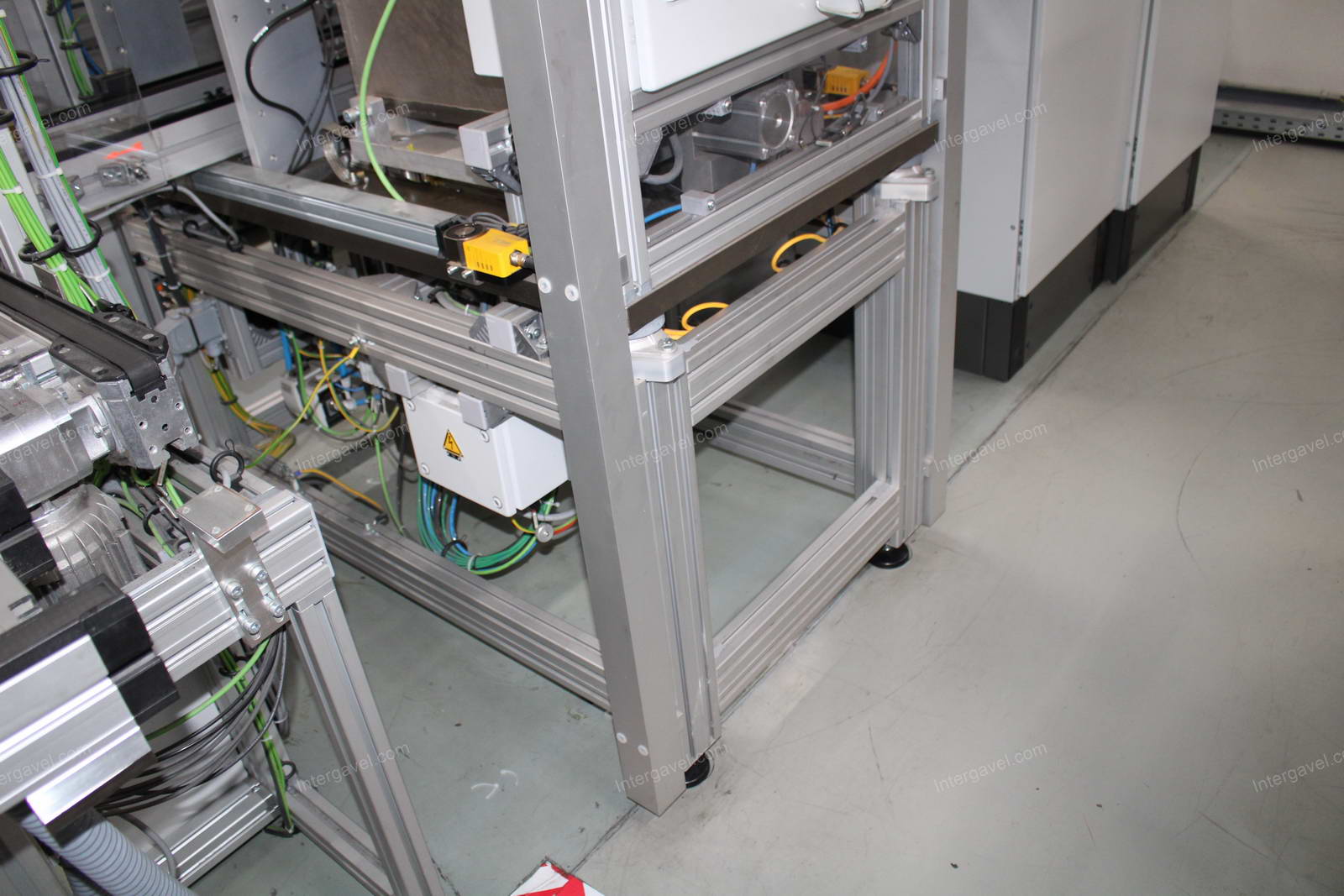 Szerelő munkahely 6