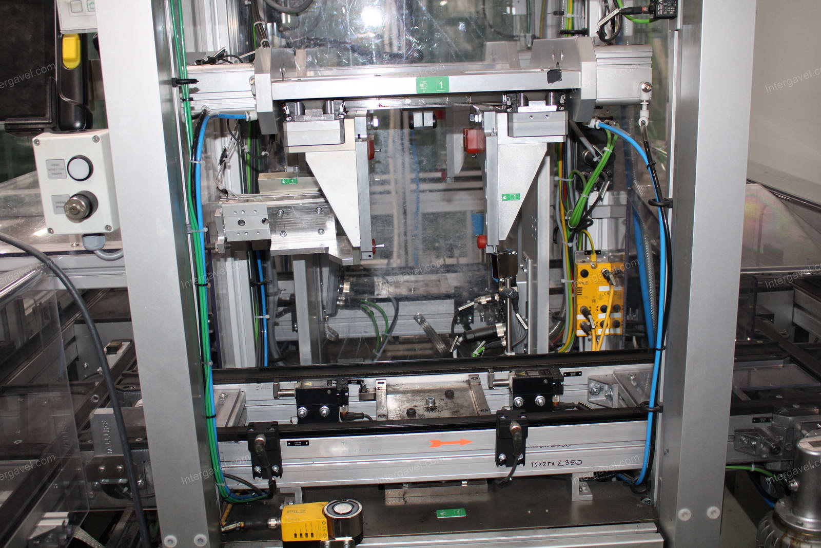 Szerelő munkahely 3