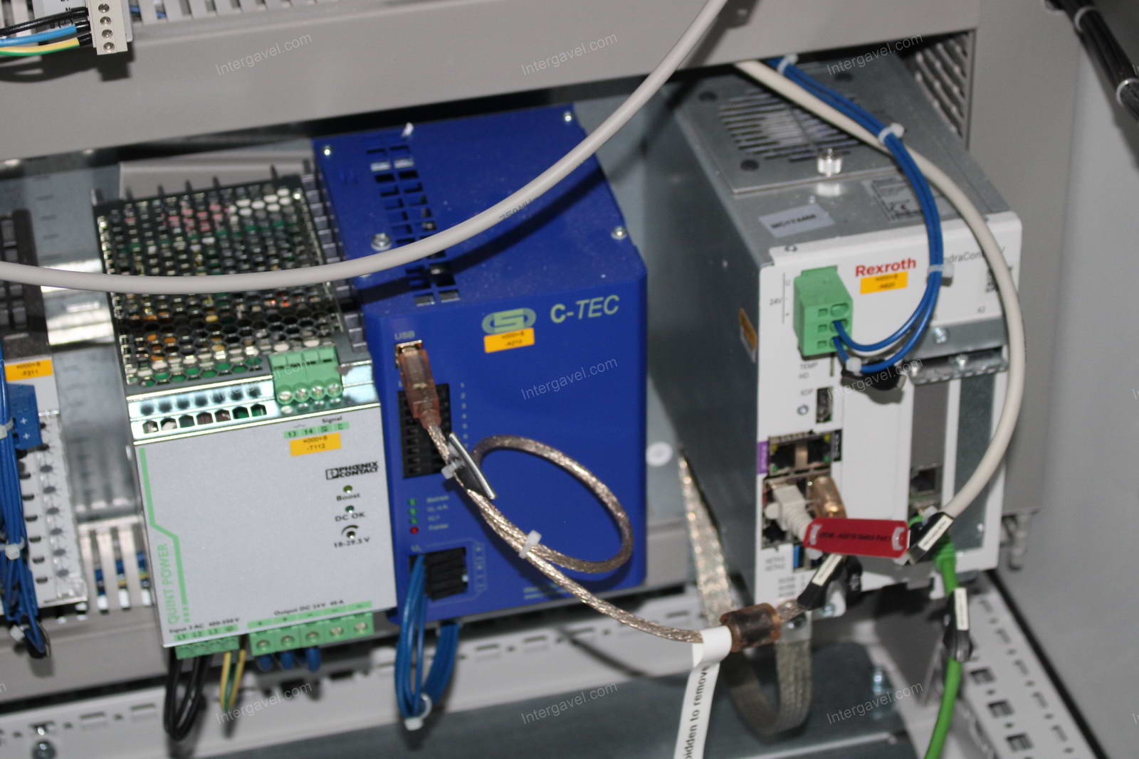 Szerelő munkahely 9