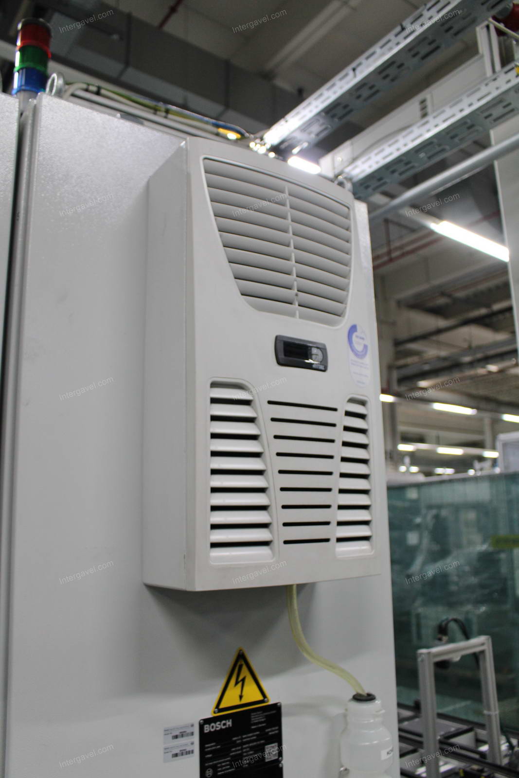 Szerelő munkahely 6