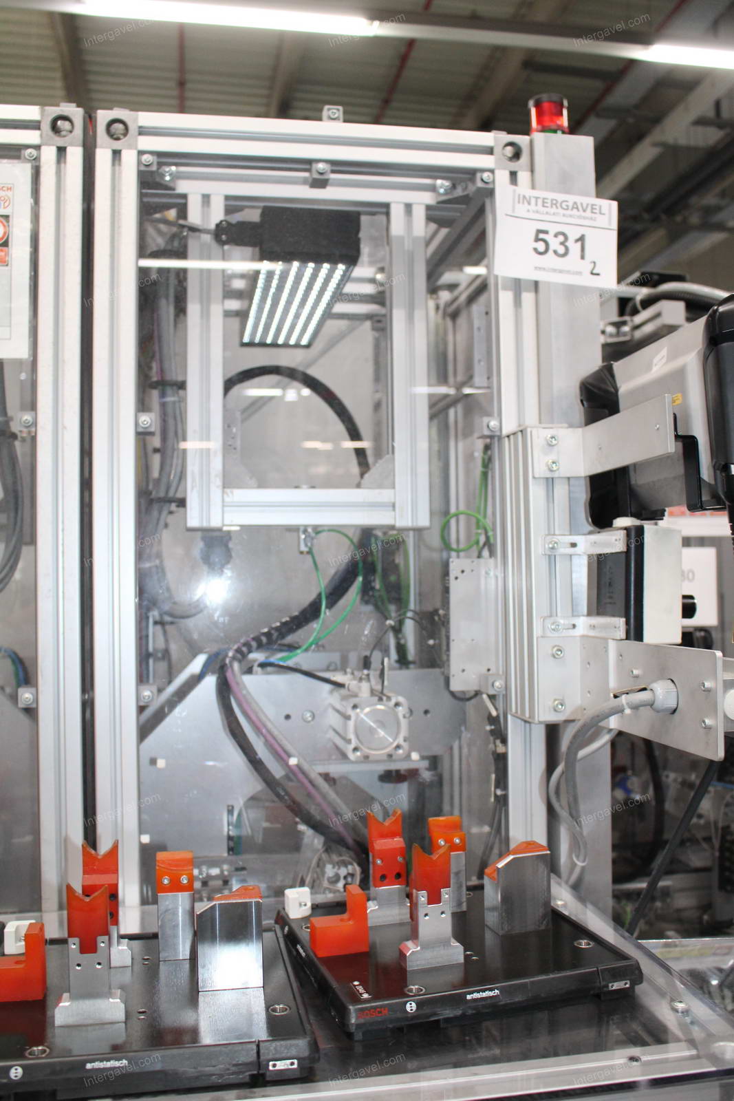 Szerelő munkahely 3