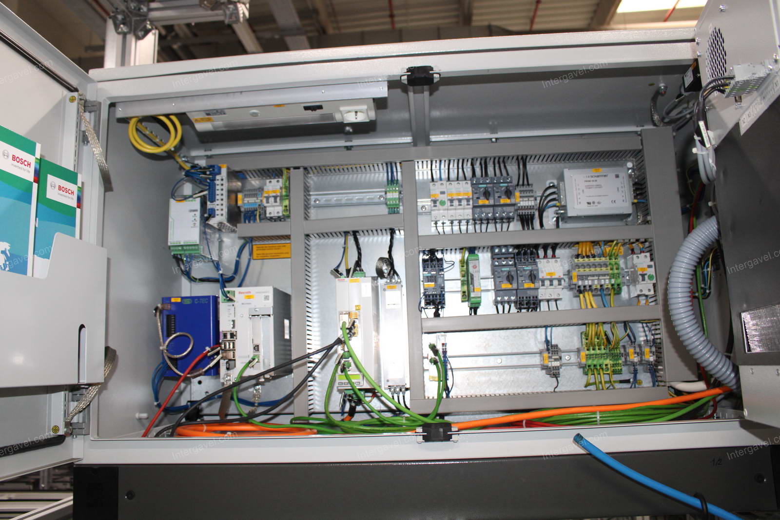 Szerelő munkahely 13