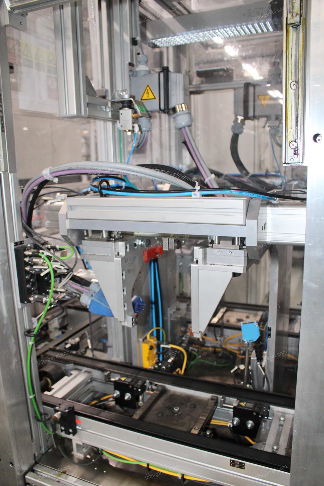 Szerelő munkahely 3