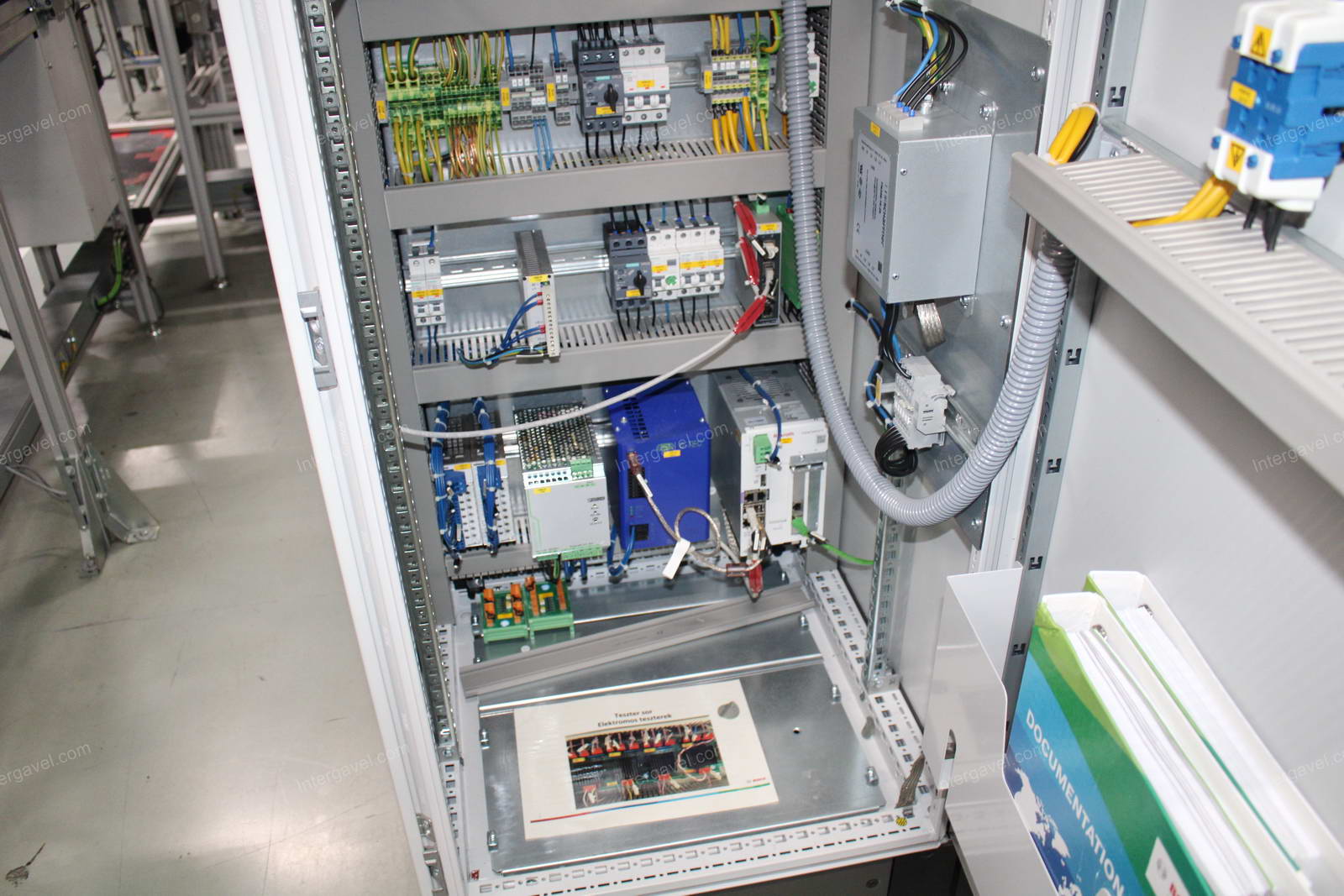 Szerelő munkahely 8