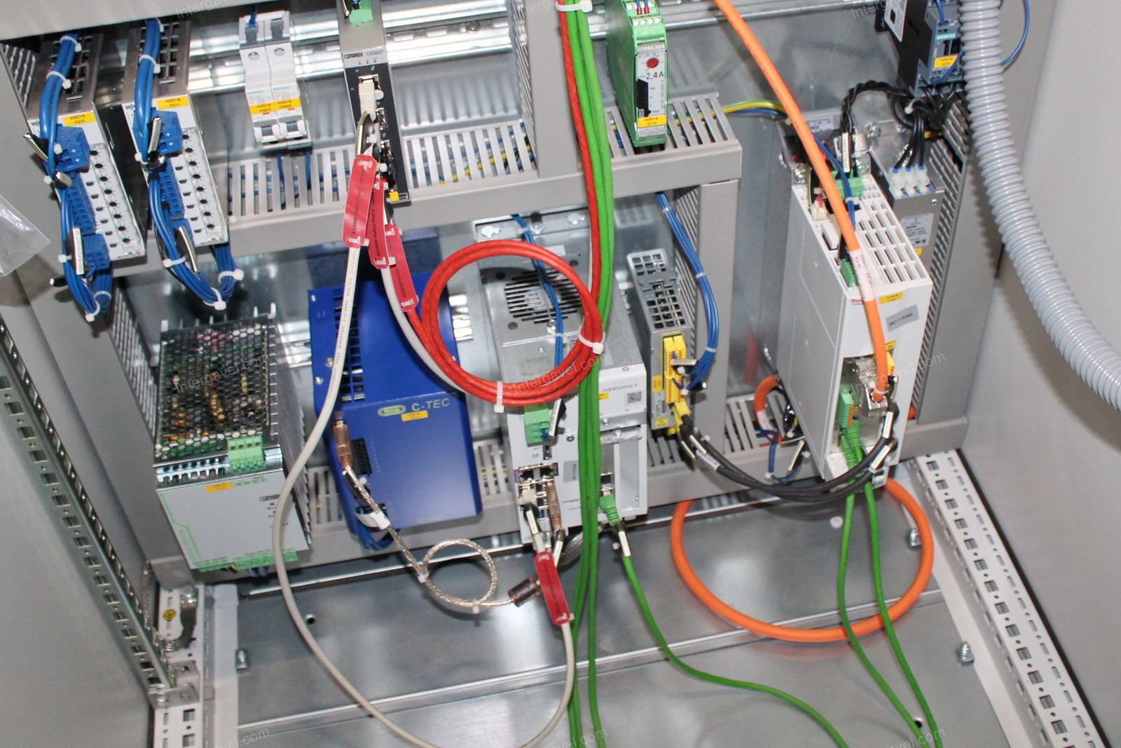 Szerelő munkahely 10