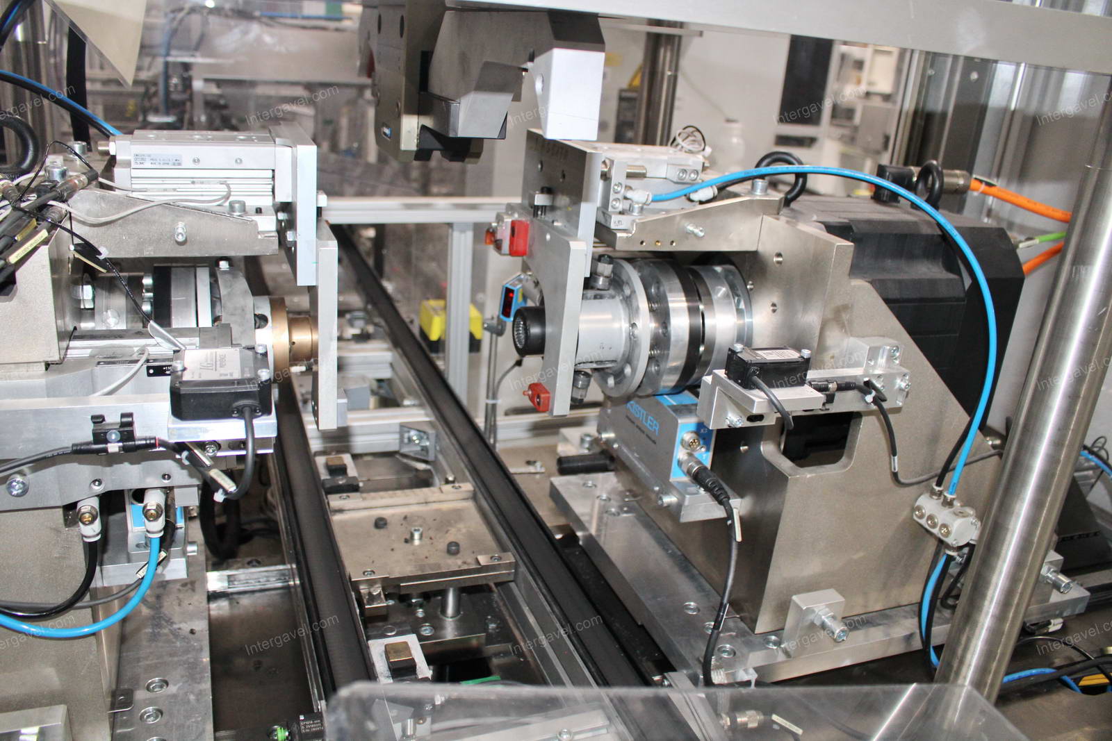 Szerelő munkahely 3