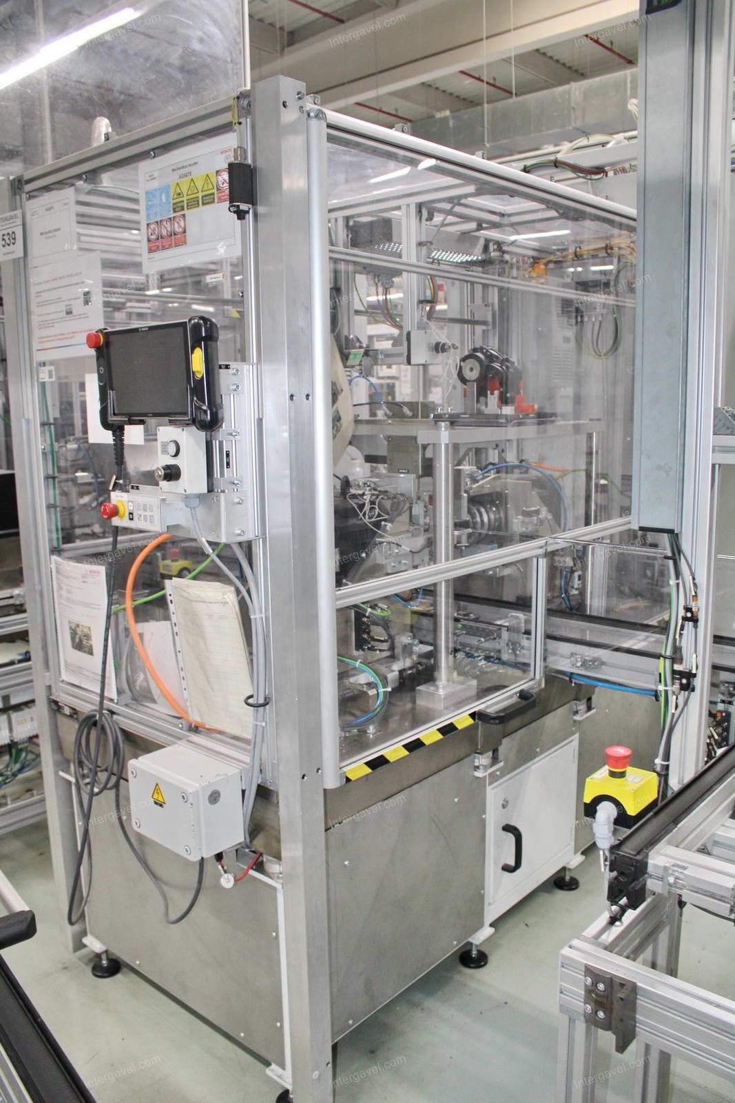 Szerelő munkahely 4