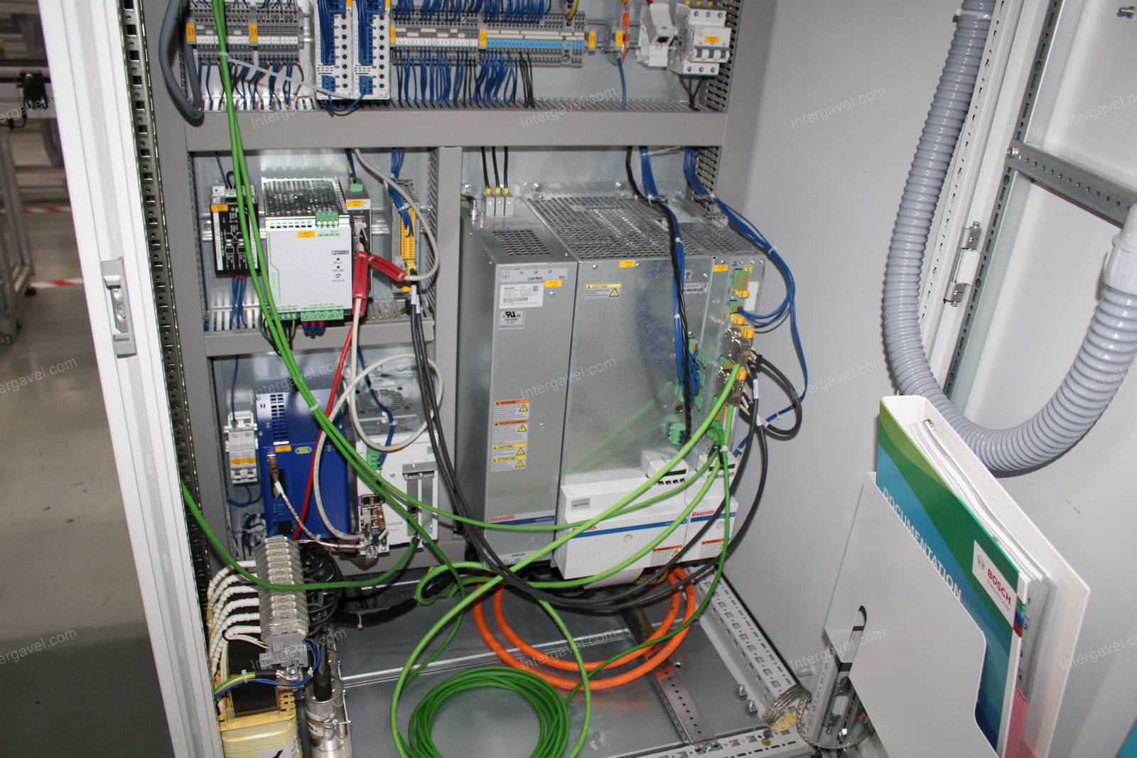 Szerelő munkahely 8