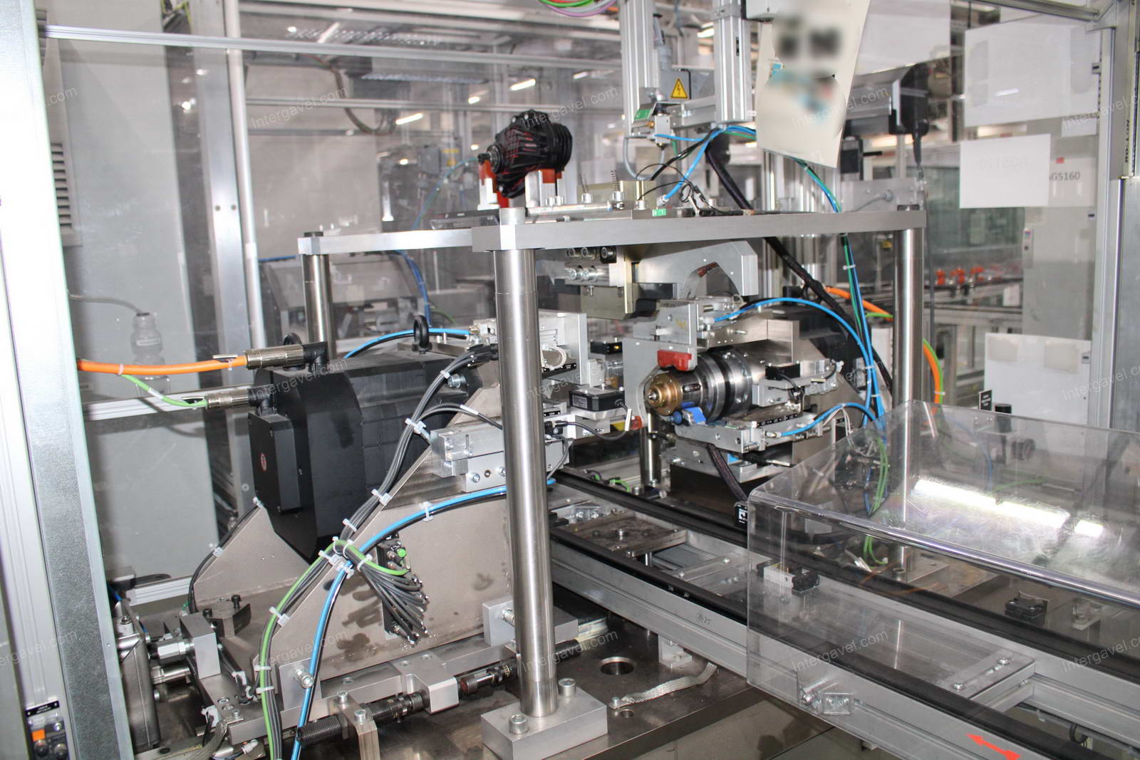 Szerelő munkahely 2