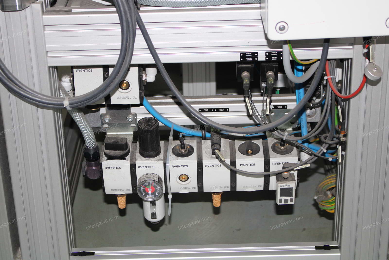 Szerelő munkahely 6