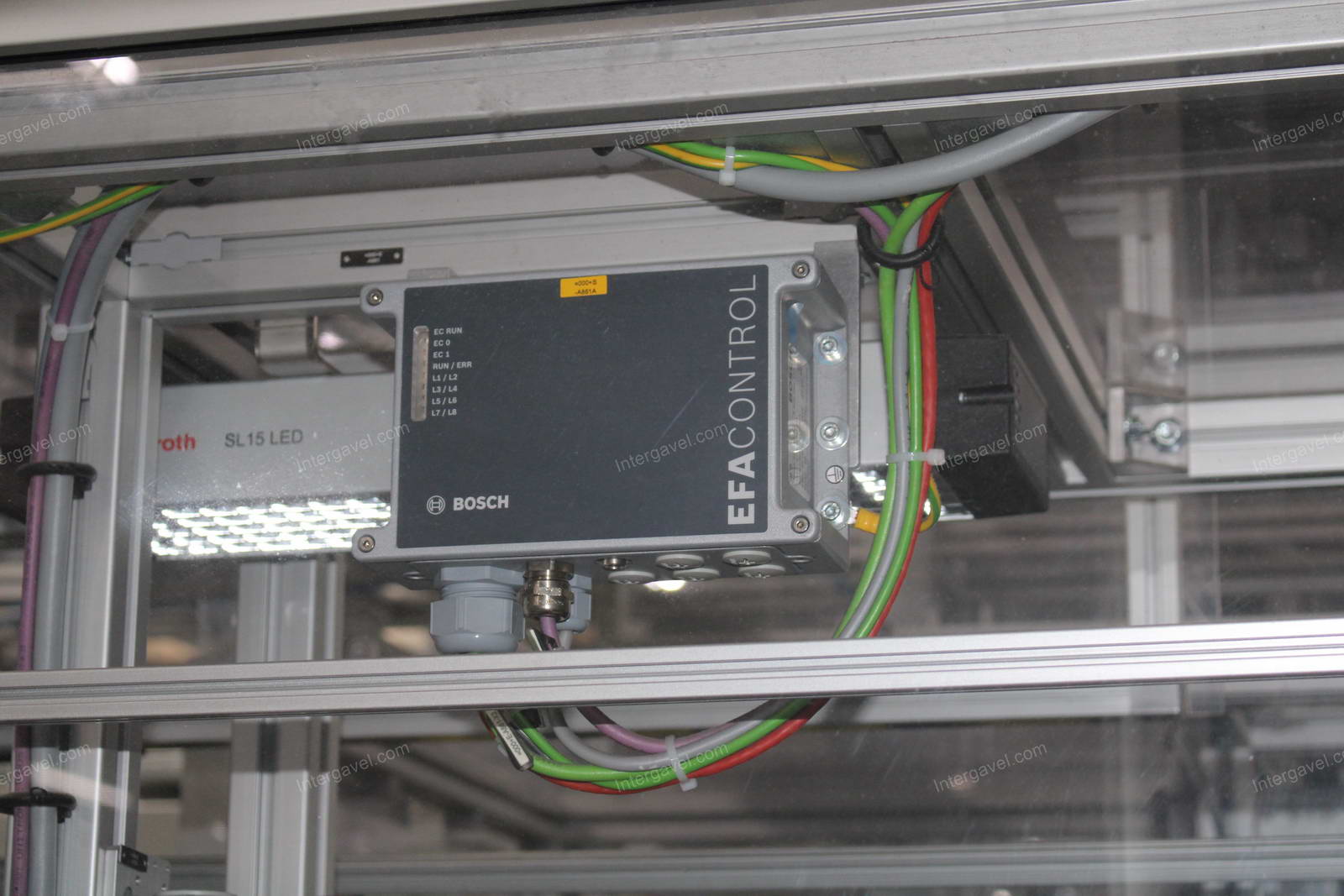 Szerelő munkahely 7